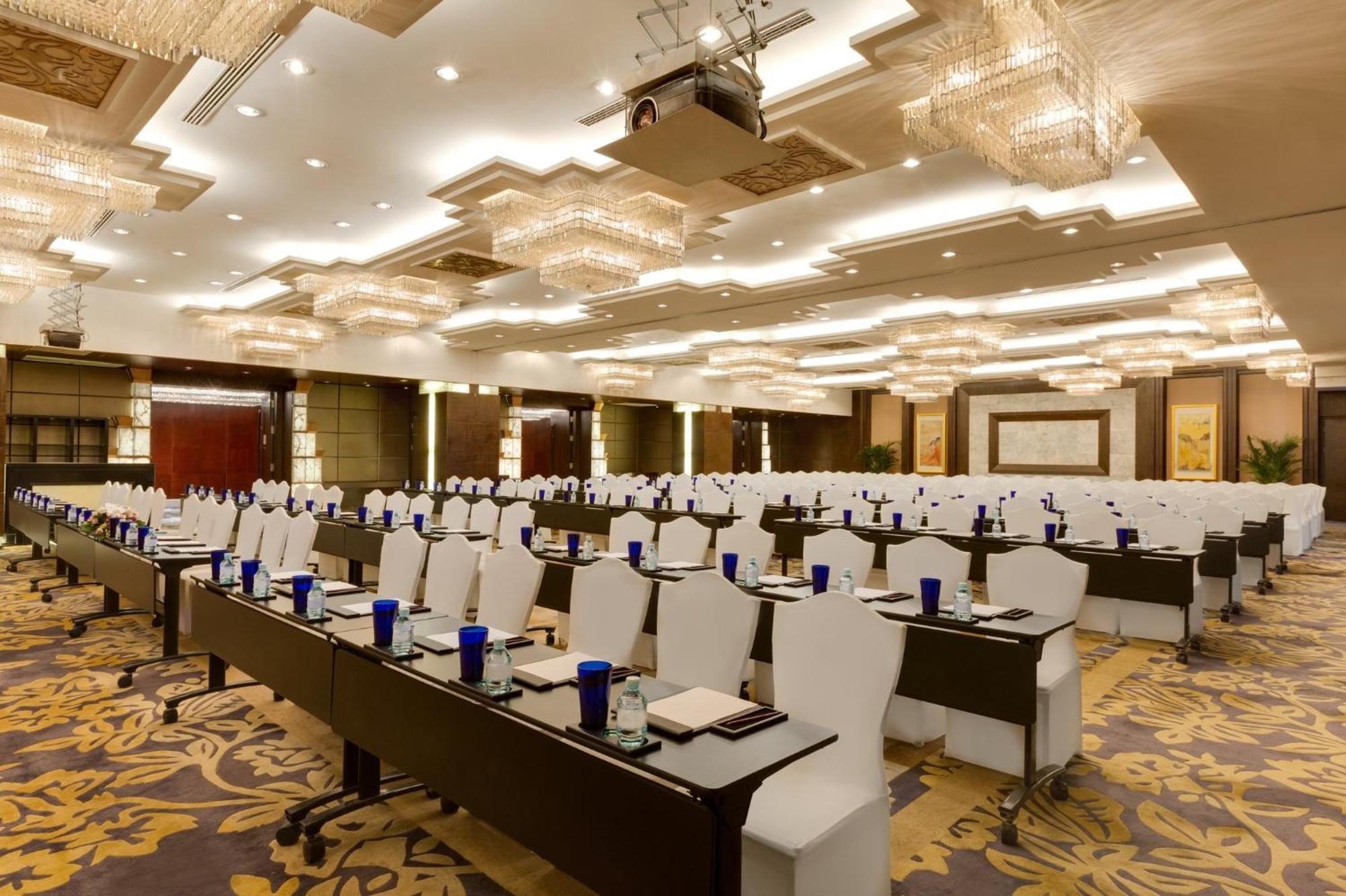 Отель Crowne Plaza Beijing Zhongguancun By Ihg Экстерьер фото